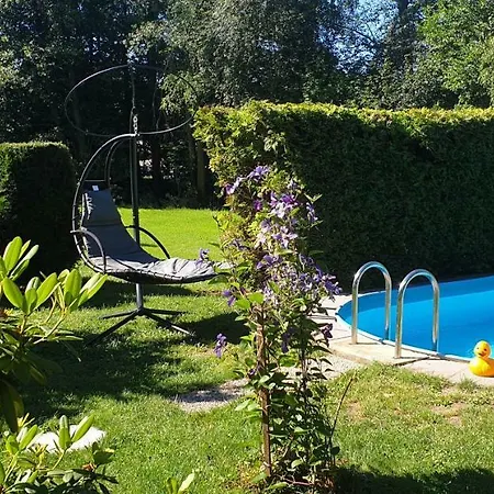 Holiday home Wohlfuehlhaus Mit Privatpool Bischdorf (Rosenbach)